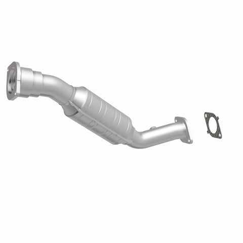 MagnaFlow Direct Fit Catalytic Converter 07-08 Buick Lucerne 3.8L - 51751