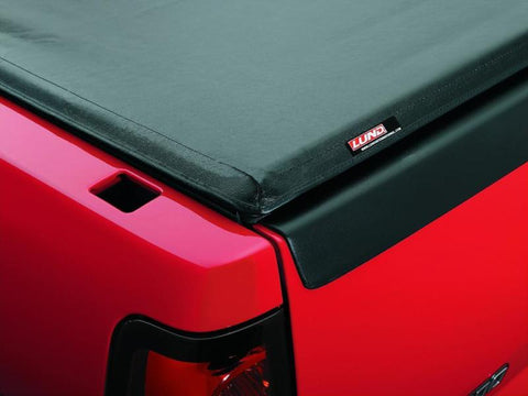 Lund 02-17 Dodge Ram 1500 (5.5ft. Bed) Genesis Roll Up Tonneau Cover - Black - 96065