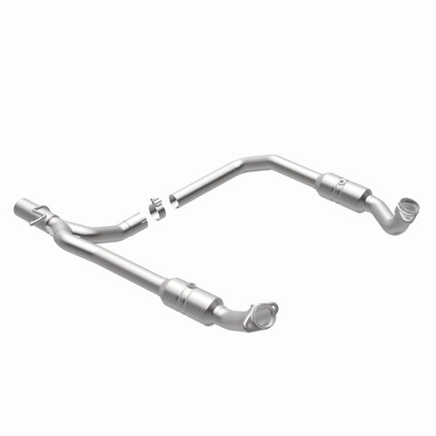 MagnaFlow Direct Fit Catalytic Converter 2009-2012 E-150 5.4 L Underbody - 52294