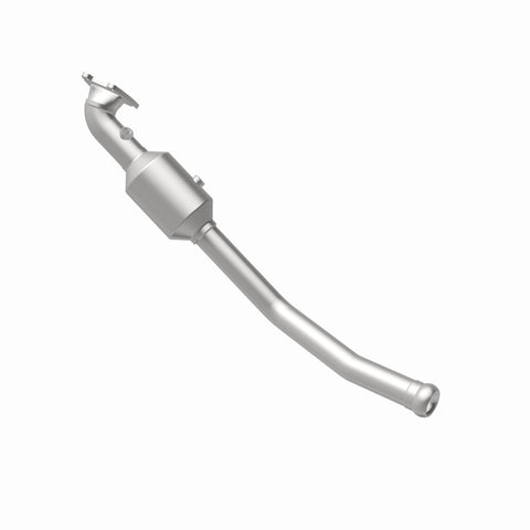Magnaflow 13-15 Dodge Durango V6 3.6L OEM Grade / EPA Compliant Direct-Fit Catalytic Converter - 21-250
