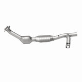 MagnaFlow Direct Fit Catalytic Converter 99-02 Expedition 5.4L 4wd - 93128