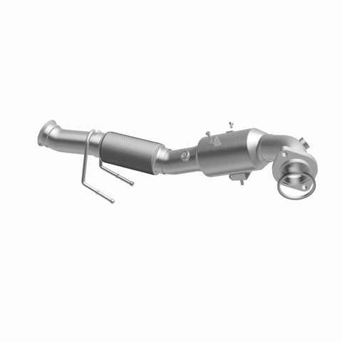 MagnaFlow Direct Fit Catalytic Converter 16-17 Ford Focus 2.3L Underbody - 21-427