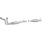 MagnaFlow Direct Fit Catalytic Converter 96 Ford F-150 4.9L I-6 - 93190