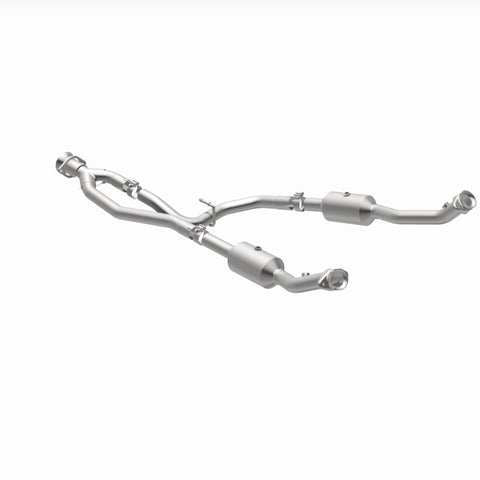 MagnaFlow 20-21 Ford Transit-150 Single Underbody V6 3.5L RWD Direct-Fit Catalytic Converter - 280248