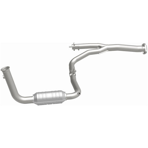 MagnaFlow Direct Fit Catalytic Converter 2004 Liberty D/S frt OEM - 49582