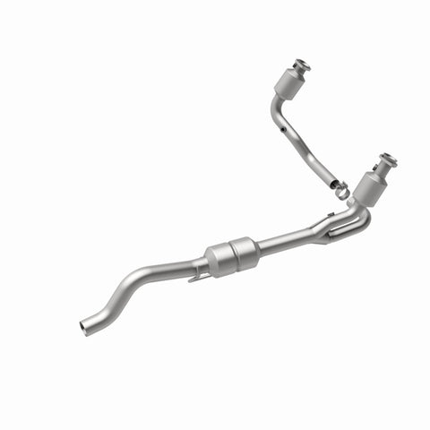 MagnaFlow Direct Fit Catalytic Converter 00-03 Durango 4WD 4.7L - 458047
