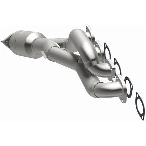 MagnaFlow Direct Fit Catalytic Conv BMW 99-03 540I 4.4L / 99-01 740I/740IL 4.4L California - P/S - 452451