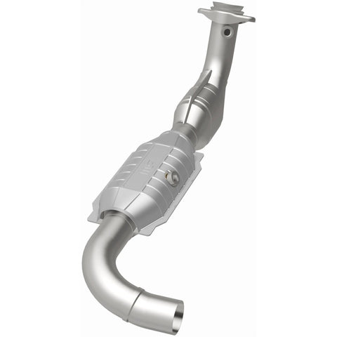 MagnaFlow Direct Fit Catalytic Converter 99-00 Ford Exped 4.6L - 51278