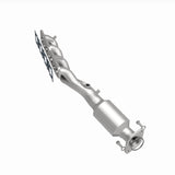MagnaFlow Direct-Fit SS Catalytic Converter 04-06 Nissan Titan 5.6L V8 (California) - 4451501