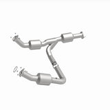 MagnaFlow 18-20 Chevrolet Express 2500 Single Underbody 4.3L Direct Fit Catalytic Converter - 280210
