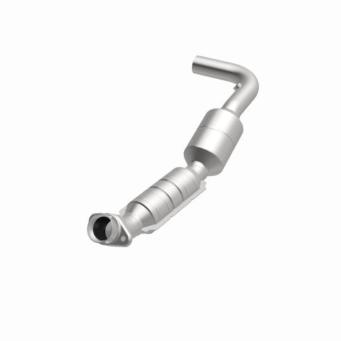 MagnaFlow Direct Fit Catalytic Converter 05-07 Ford E150 4.6L Driver Side - 24310