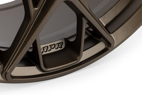 APR A02 Flow Formed 18x8.5 / 5x112 / ET45 / 66.5mm Bore / Bronze Wheel - WHL00037