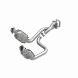 MagnaFlow Direct Fit Catalytic Converter 05-07 Ford F250/F350 5.4L - 93103
