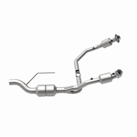 MagnaFlow Conv DF Dodge 01-02 Ram 1500/2500/3500 Van 5.9L - 458003