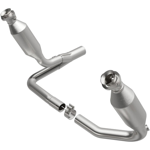 MagnaFlow 2004 Dodge Dakota 3.7L Direct Fit Catalytic Converter - 4651657