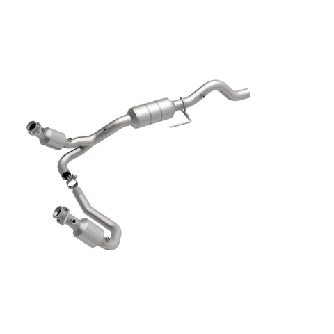 MagnaFlow Direct Fit Catalytic Converter 02-03 Dodge Durango 5.9L - 51351