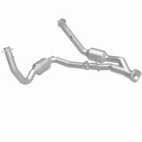 MagnaFlow 05-06 Jeep Grand Cherokee 5.7L Direct Fit Catalytic Converter - 4651709