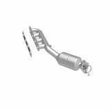 MagnaFlow Direct-Fit SS Catalytic Converter 04-06 Nissan Titan 5.6L V8 (California) - 4451501