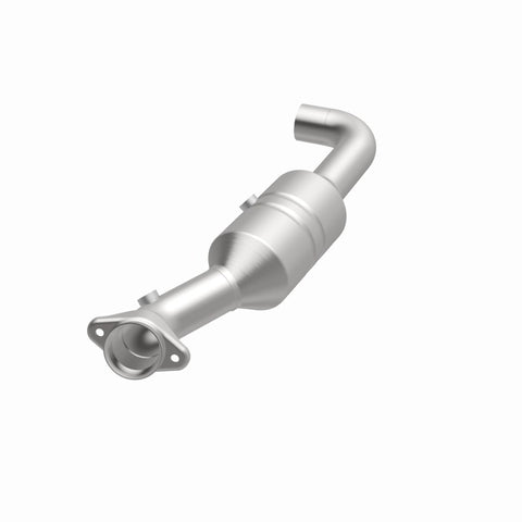 MagnaFlow Direct Fit Catalytic Converter 2009-2010 F-150 4.6 L Underbody - 52296