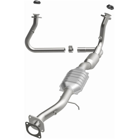 MagnaFlow Direct Fit Catalytic Converter 01-05 Chevy Blazer 4.3L 4WD - 49897