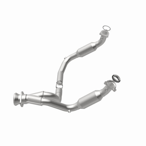 MagnaFlow Direct Fit Catalytic Converter 2007-2008 Cadillac Escalade 6.2L - 5451631