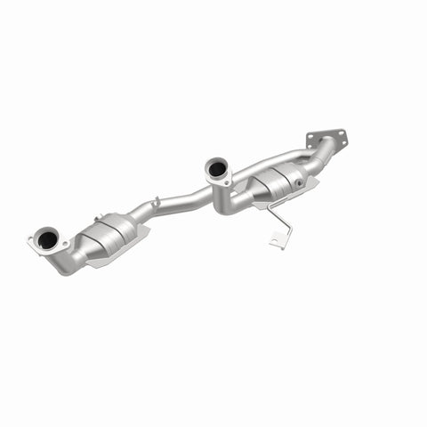 MagnaFlow Direct Fit Catalytic Converter 04 Ford Freestar 3.9L - 49079