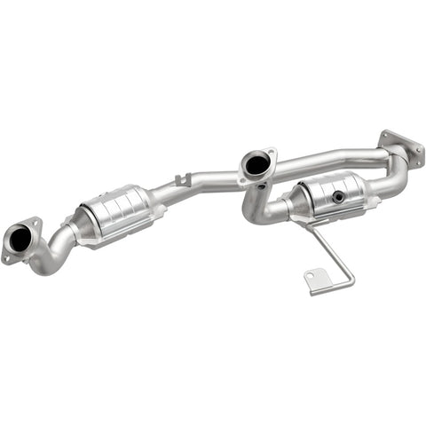 MagnaFlow Direct Fit Catalytic Converter 01-03 Windstar 3.8 OEM - 49624
