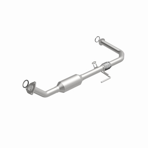 MagnaFlow Direct Fit Catalytic Converter OEM 2003-2004 Toyota Tundra Underbody - 47.125in Length - 4551404