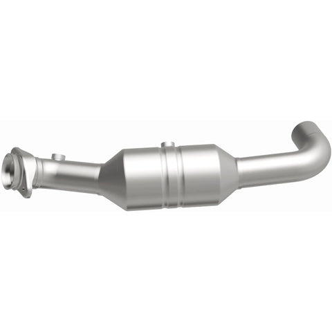 MagnaFlow Direct Fit Catalytic Converter 2009-2010 F-150 4.6 L Underbody - 52296