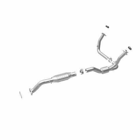 MagnaFlow Direct Fit Catalytic Converter 00-05 Blazer 4.3L - 447252