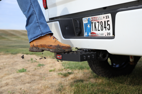 Gen-Y 2.5in Shank 500lb Capacity Serrated Hitch Step - GH-060