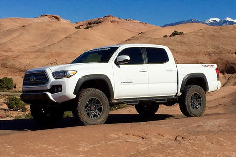 Tuff Country 05-23 Toyota Tacoma 4X4 & Prerunner 3in Lift Kit w/Control Arms (Excl TRD Pro SX6000) - 53905KH
