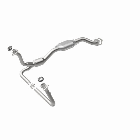 MagnaFlow Direct Fit Catalytic Converter 01-05 Chevy Blazer 4.3L 4WD - 49897