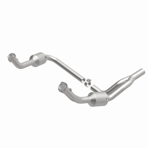MagnaFlow 10-11 Jeep Wrangler 3.8L Direct Fit CARB Compliant Catalytic Converter - 5551458