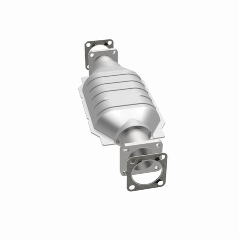 MagnaFlow Direct Fit Catalytic Converter Chevrolet-Isuzu 82 8 - 23652