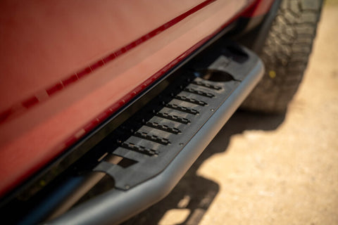 DV8 Offroad 2010-2024 Toyota 4Runner OE Plus Side Steps - SRTF3-01
