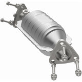 MagnaFlow Direct Fit Catalytic Converter 99-02 Nissan Frontier / 00-04 XTerra 3.3L (Calif) - 447196