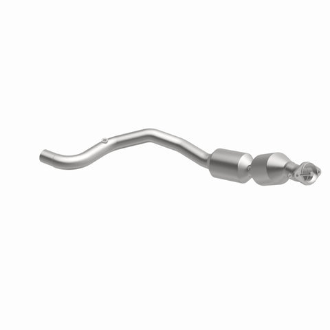 MagnaFlow 13-17 Range Rover V8 5 OEM Underbody Direct Fit EPA Compliant Catalytic Converter - 21-535