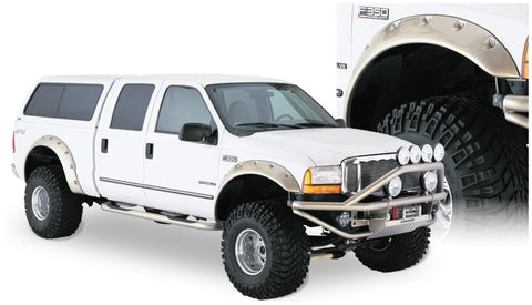 Bushwacker 99-07 Ford F-250 Super Duty Cutout Style Flares 2pc - Black - 20043-02
