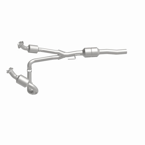 MagnaFlow Direct Fit Catalytic Converter 02-03 Dodge Durango - 458048