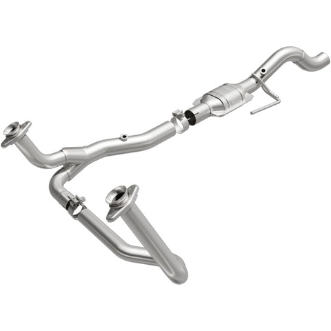 MagnaFlow Direct Fit Catalytic Converter 00 Dakota 3.9L 4wd OEM - 49111