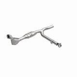 MagnaFlow Direct Fit Catalytic Converter 99-00 Ford F-150 4.6L - 447138
