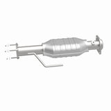 MagnaFlow Direct Fit Catalytic Converter 00-04 Jeep Wrangler Rear - 447211