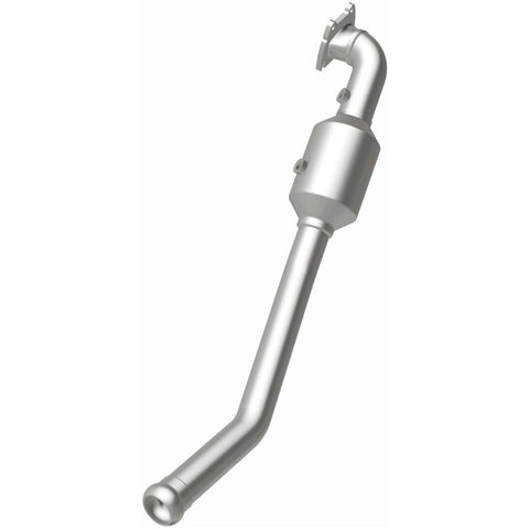 MagnaFlow Direct Fit Catalytic Conv 13-18 Dodge Durango 3.6L V6 / 13-18 Jeep Grand Cherokee 3.6L V6 - 21-251