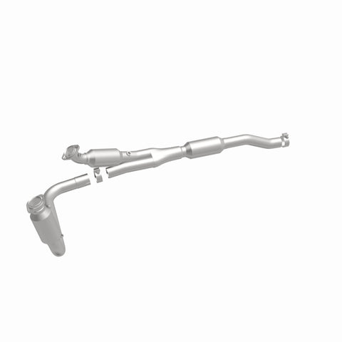 MagnaFlow 2002 Dodge Ram 1500 5.9L California Grade CARB Compliant Direct-Fit Catalytic Converter - 4583018