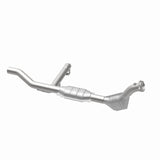 MagnaFlow Direct Fit Catalytic Converter 97-98 Ford Expedition 4.6 - 93130