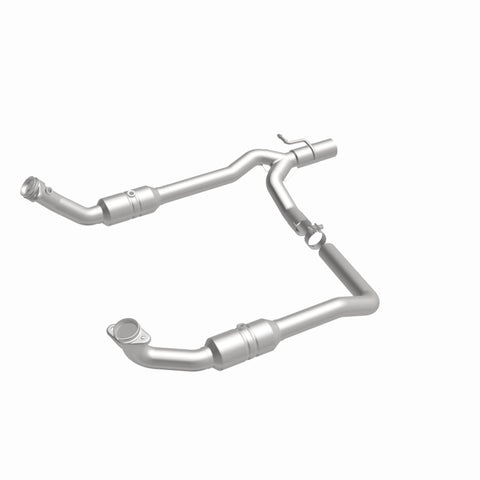 MagnaFlow Direct Fit Catalytic Converter 2009-2012 E-150 5.4 L Underbody - 52294