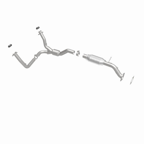 MagnaFlow Direct Fit Catalytic Converter 00-04 Chevy Blazer 4.3L - 458010