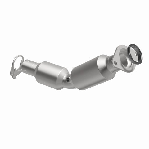 MagnaFlow Direct Fit Catalytic Converter 2010-2015 Prius L4 1.8 OEM Underbody - 52455