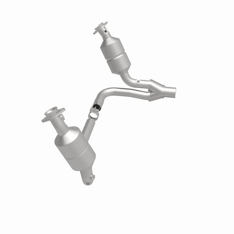 MagnaFlow Conv DF 04 Dakota 3.7/4.7 2WD OEM - 49657